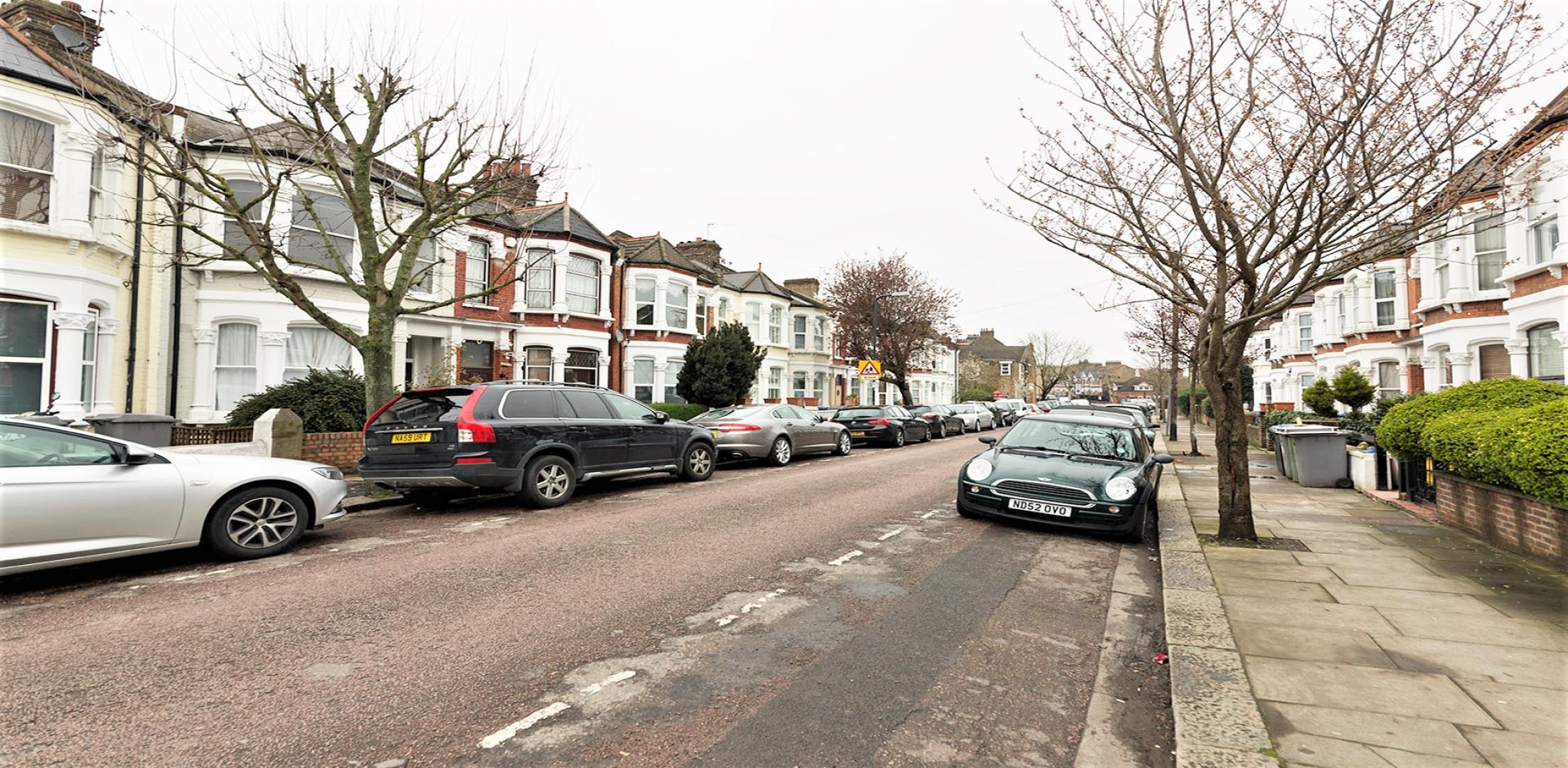 			PRIVATE GARDEN, 2 Bedroom, 1 bath, 1 reception Flat			 Leighton Gardens, KENSAL RISE
